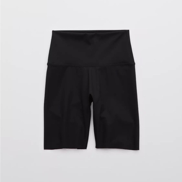OFFLINE By Aerie Goals 7" Bike Short - Picture 2 of 6